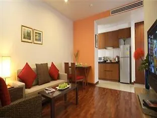 Patio Bts Sanam Pao Apartahotel