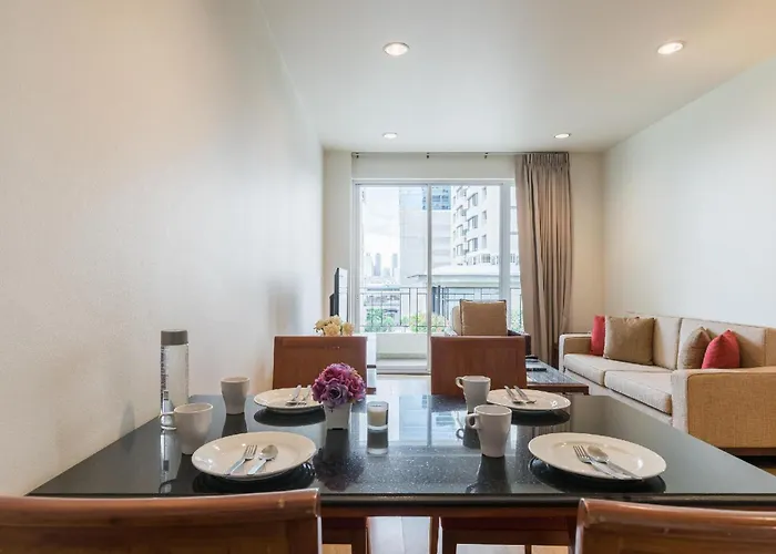 Patio Bts Sanam Pao 4* Bangkok