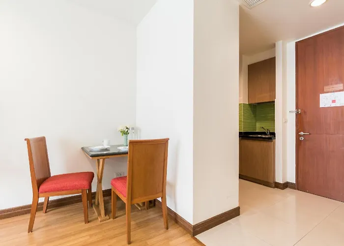 Apartahotel Patio Bts Sanam Pao Bangkok