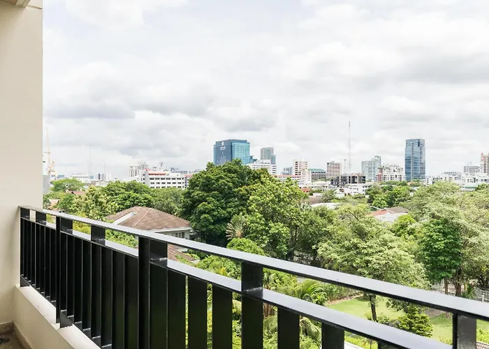 Apartahotel Patio Bts Sanam Pao Bangkok