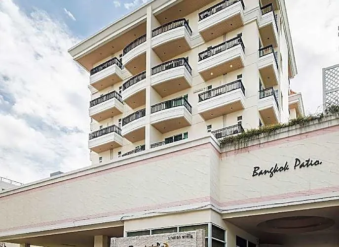 Patio Bts Sanam Pao Apartahotel Bangkok