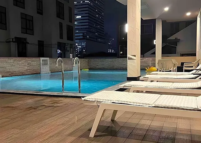 Apartahotel Patio Bts Sanam Pao 4*