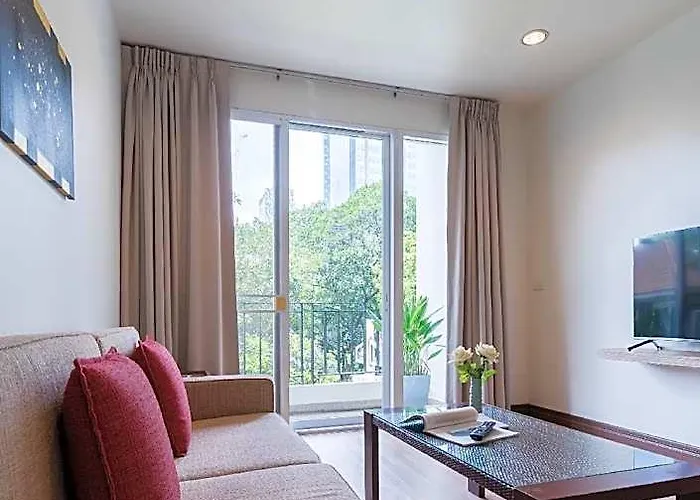 Patio Bts Sanam Pao 4* Bangkok
