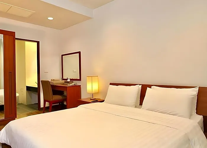 Apartahotel Patio Bts Sanam Pao Bangkok