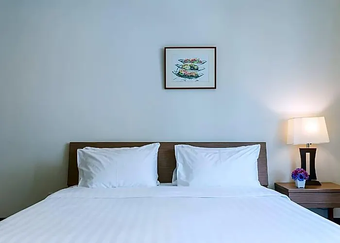 Patio Bts Sanam Pao 4* Bangkok