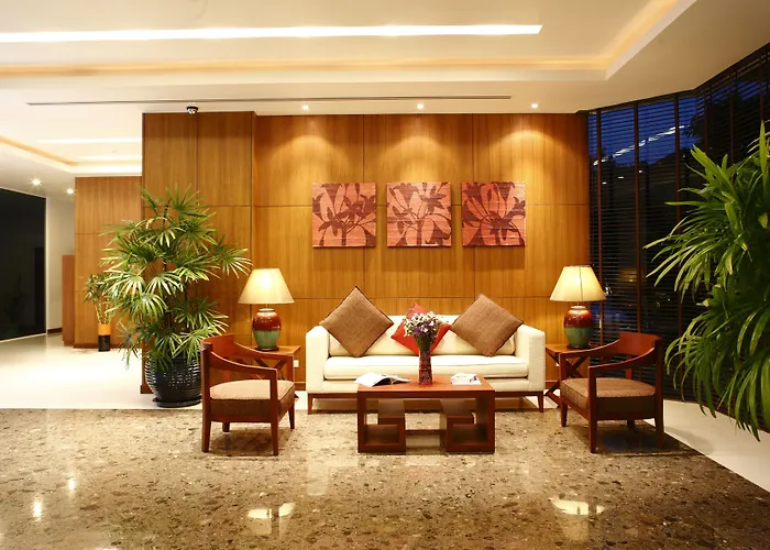Aparthotel Patio Bts Sanam Pao 4*