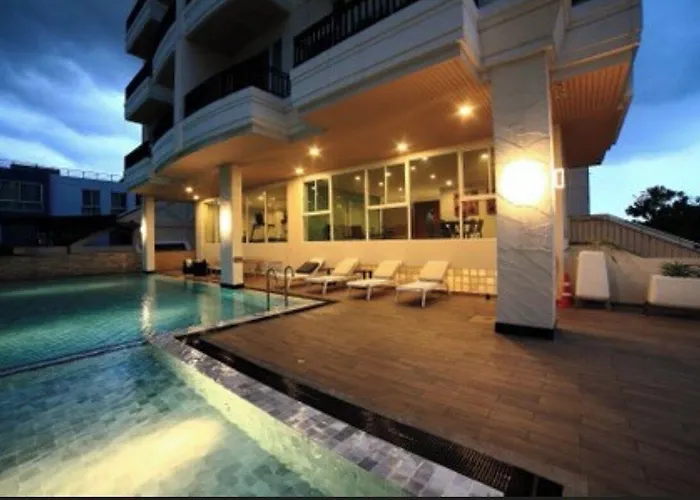 Aparthotel Patio Bts Sanam Pao 4*