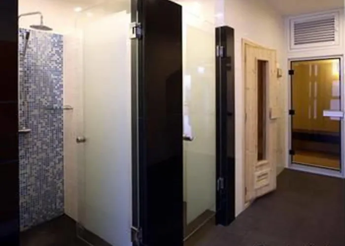 Apartahotel Patio Bts Sanam Pao 4*