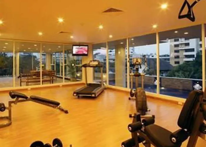 Patio Bts Sanam Pao Apartahotel
